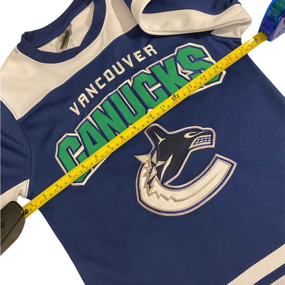 ๐ธ VANCOUVER CANUCKS JERSEY - Picture 5 of 9